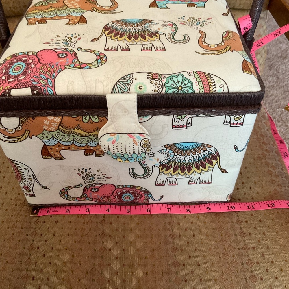 Sewing Box Gorgeous Colorful Elephants Fabric Padded w Handle - Picture 7 of 14